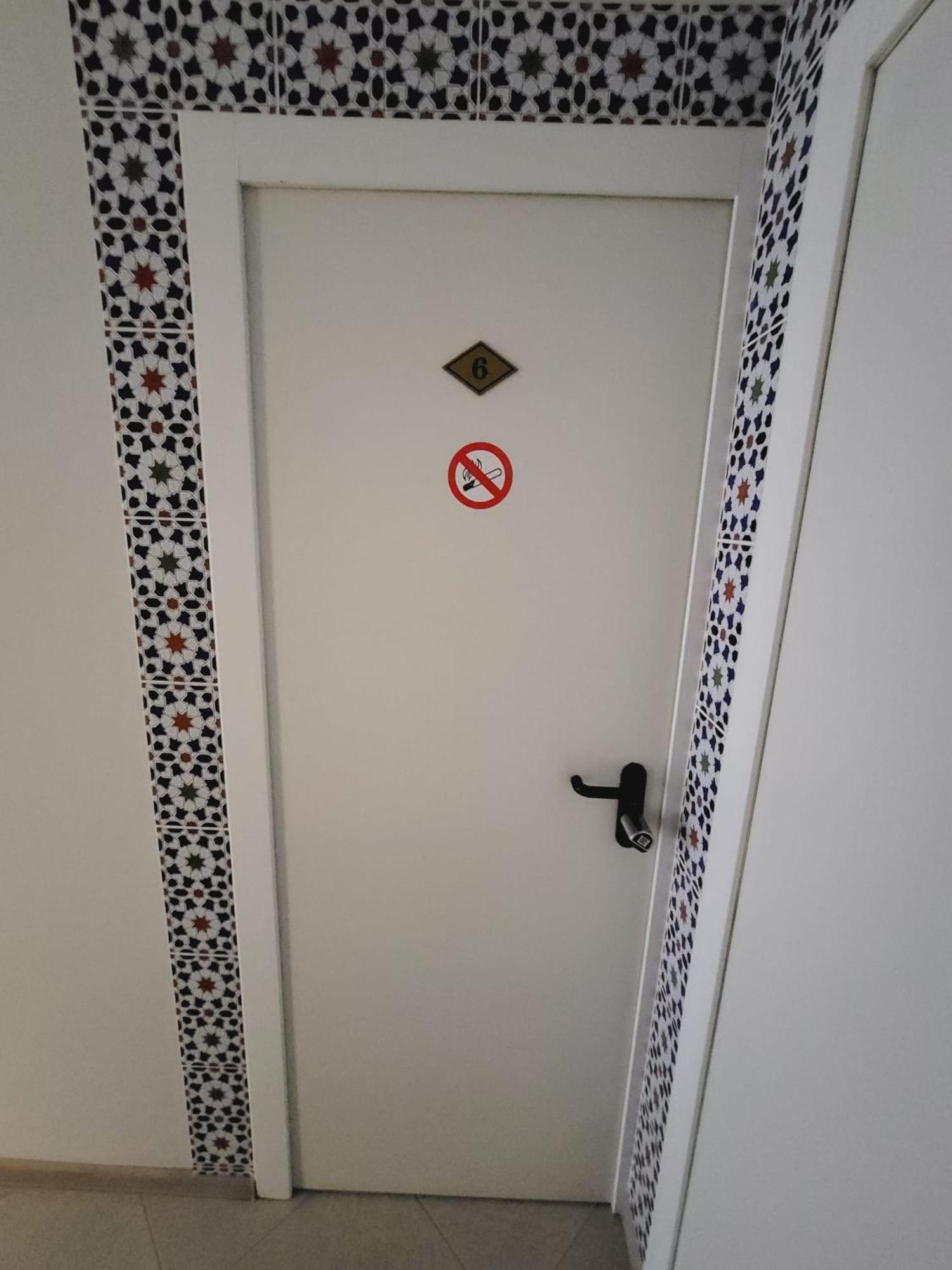 Mini-Hotel Casa De La Luz Alicante Dış mekan fotoğraf